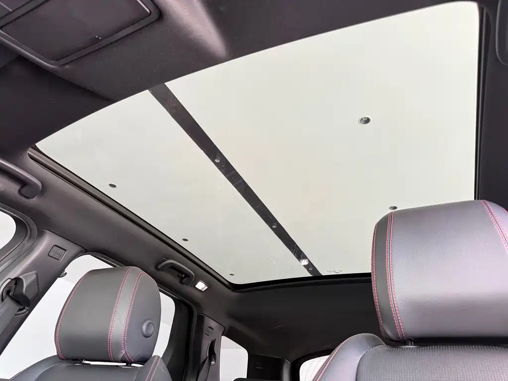 Land Rover Discovery Sport 2021 — фото 22