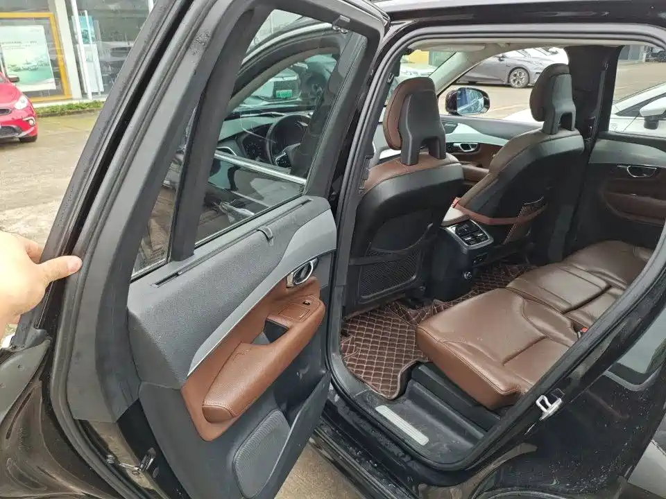 Volvo XC90 2018