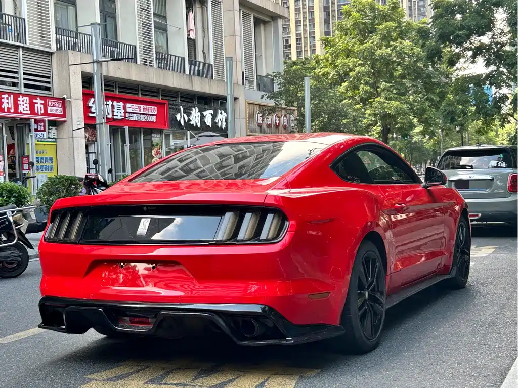 Ford Mustang 2015 — фото 6