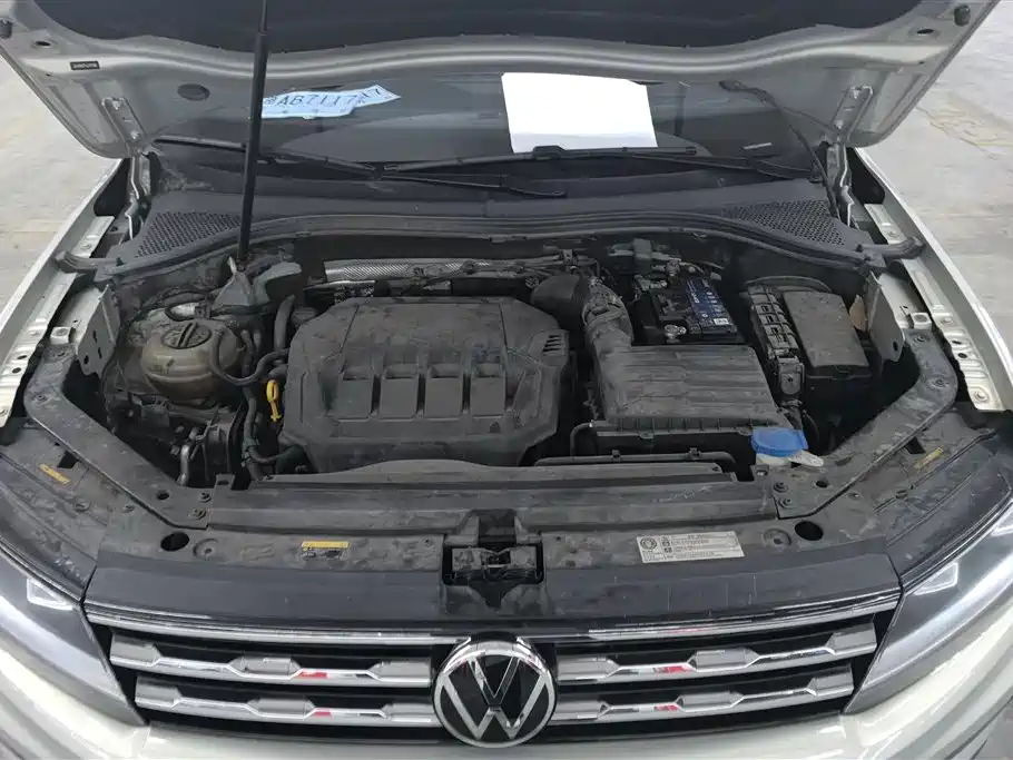 Volkswagen Tiguan L 2021 — фото 10