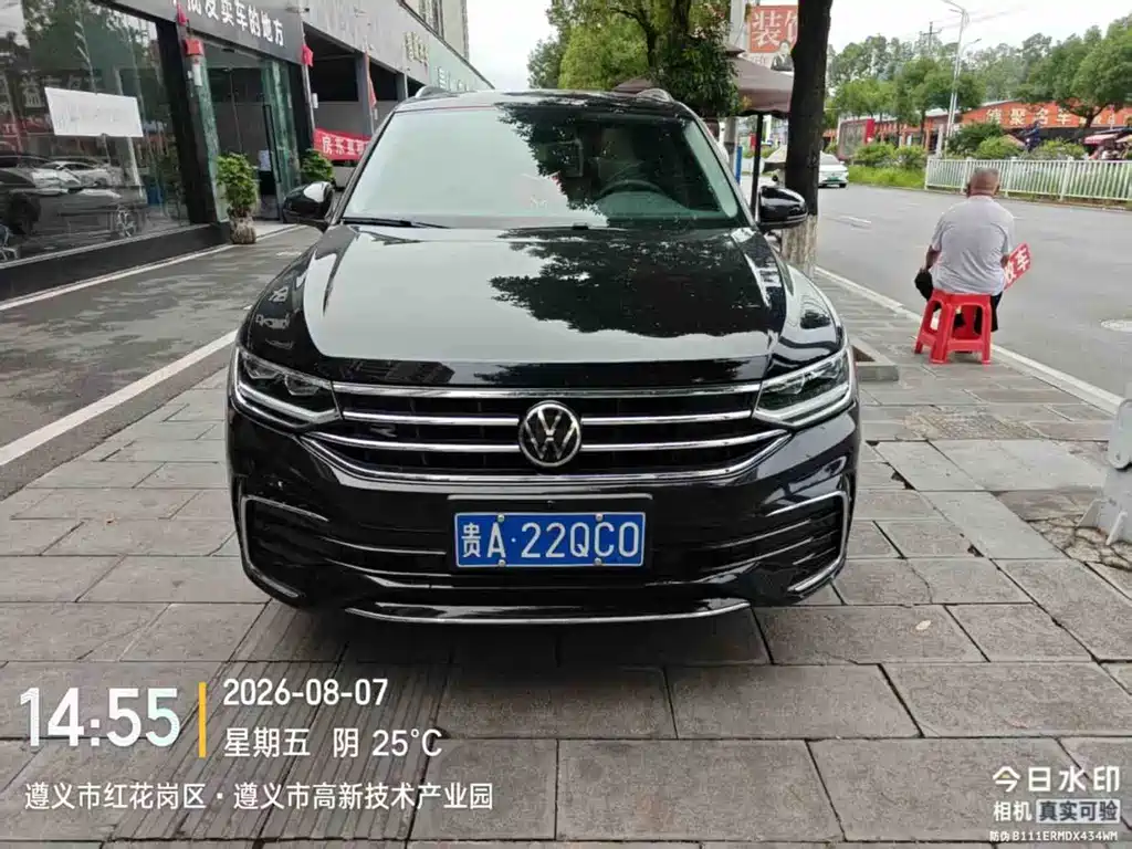 Volkswagen Tiguan L 2021 — фото 8