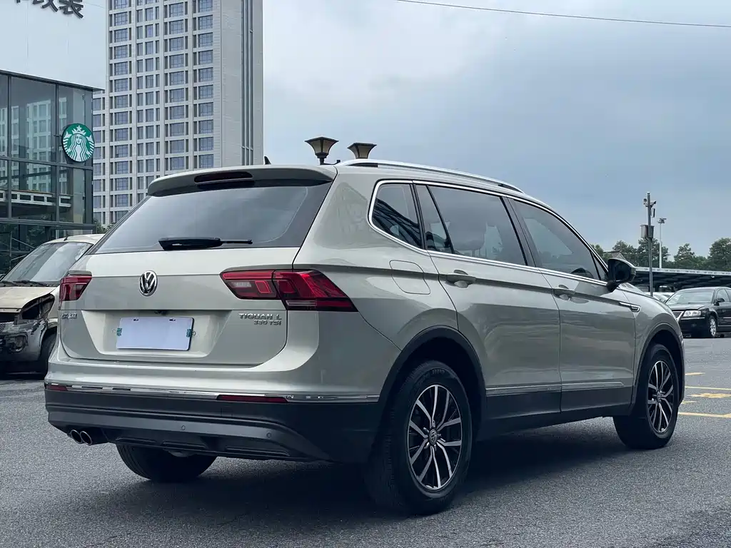 Volkswagen Tiguan L 2018 — фото 18