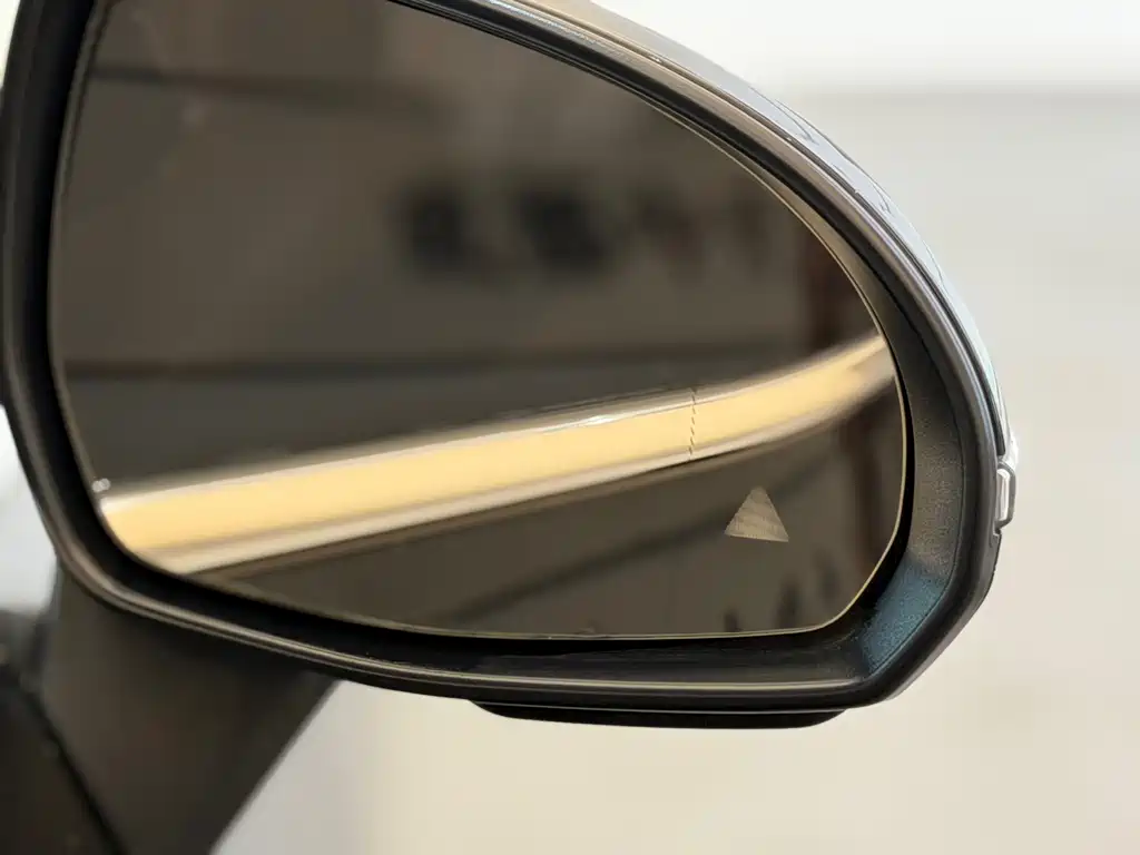 Mercedes-Benz GLC 2023 — фото 11