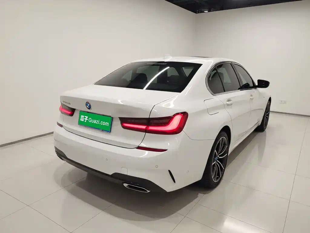 BMW 3 Series 2022