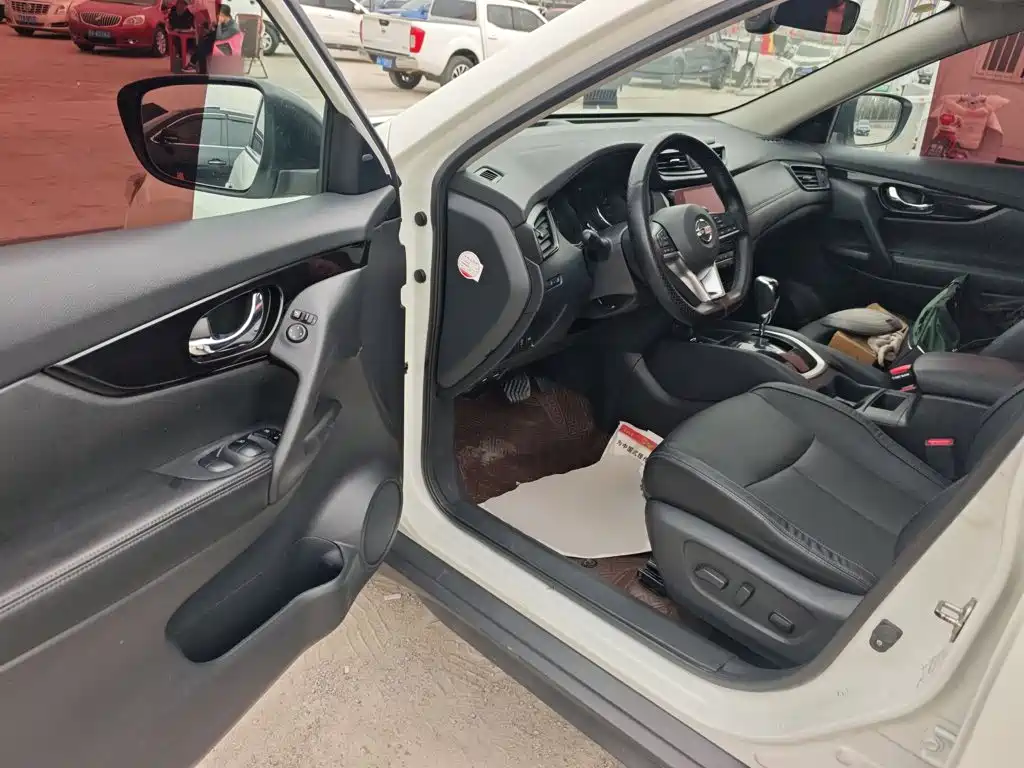 Nissan X-Trail 2020 — фото 12