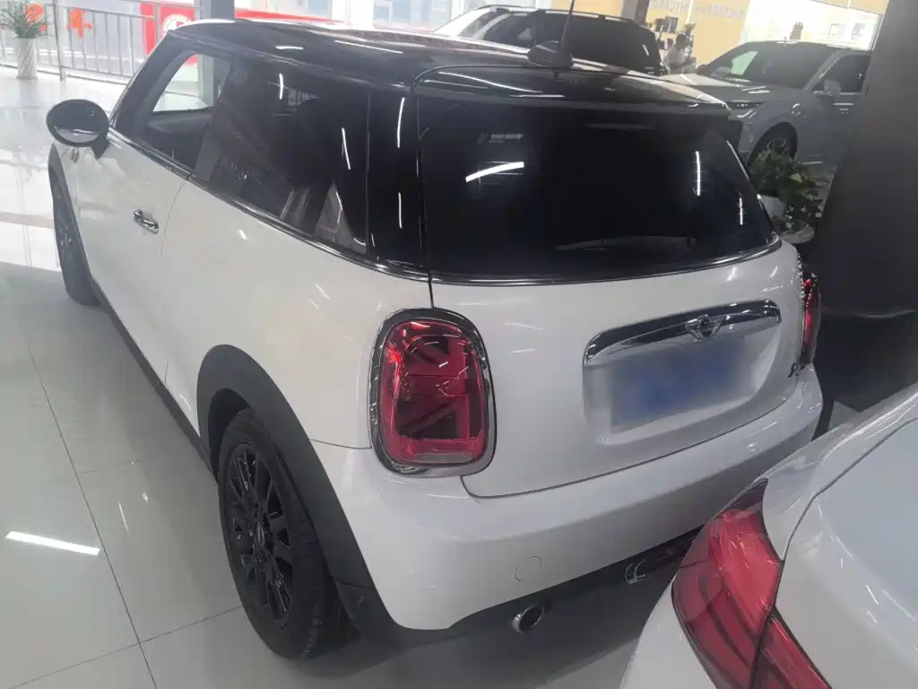 MINI Mini 2018