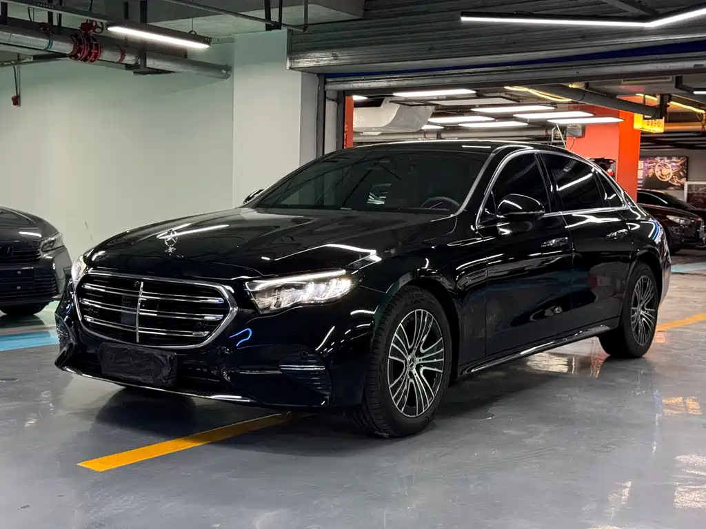 Mercedes-Benz E-Class 2025