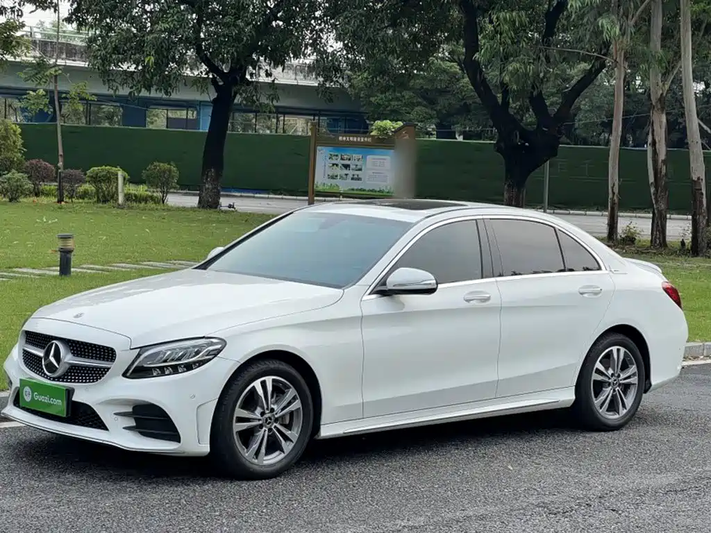 Mercedes-Benz C-Class 2020