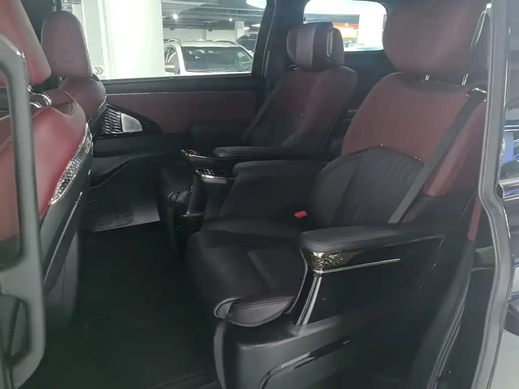 GAC Motor Trumpchi M8 2024 — фото 13