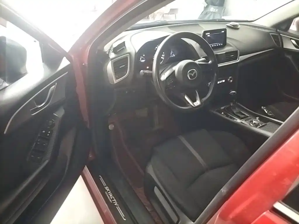 Mazda 3 Angkesela 2019 — фото 16