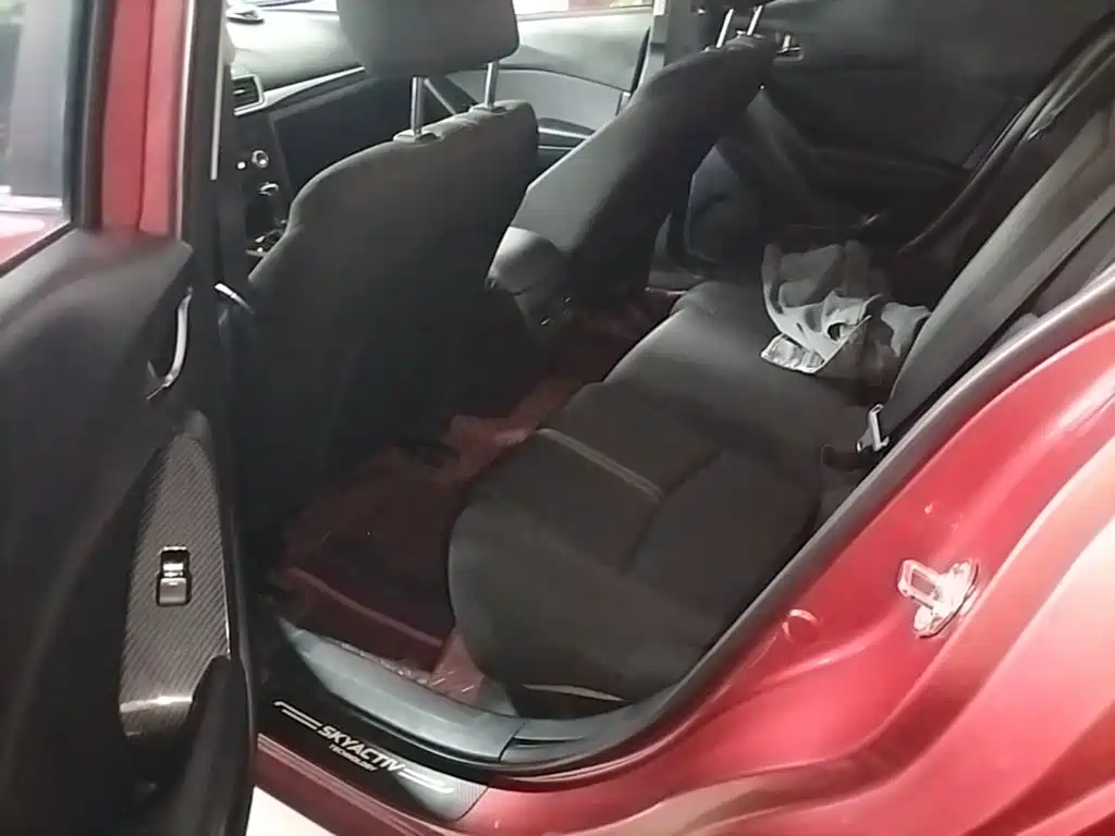 Mazda 3 Angkesela 2019 — фото 17