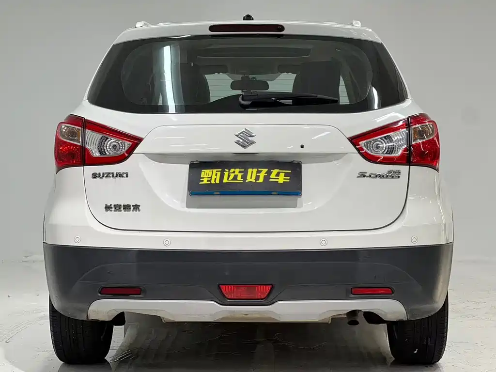 Suzuki S-Cross 2014 — фото 9