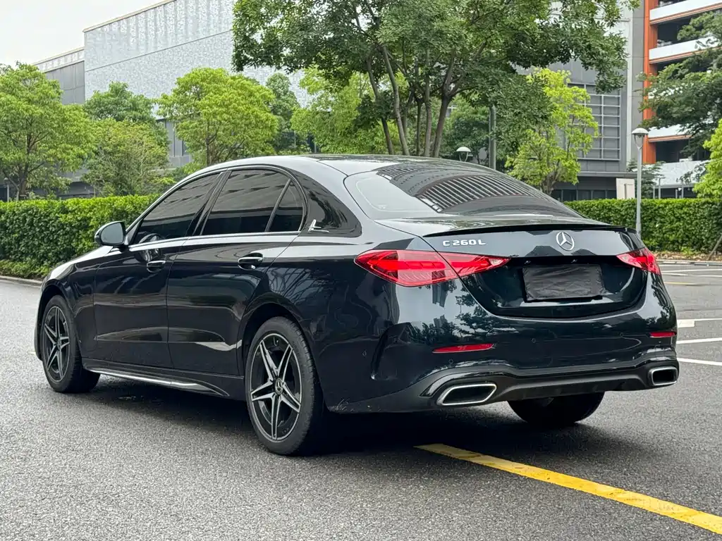 Mercedes-Benz C-Class 2023 — фото 17