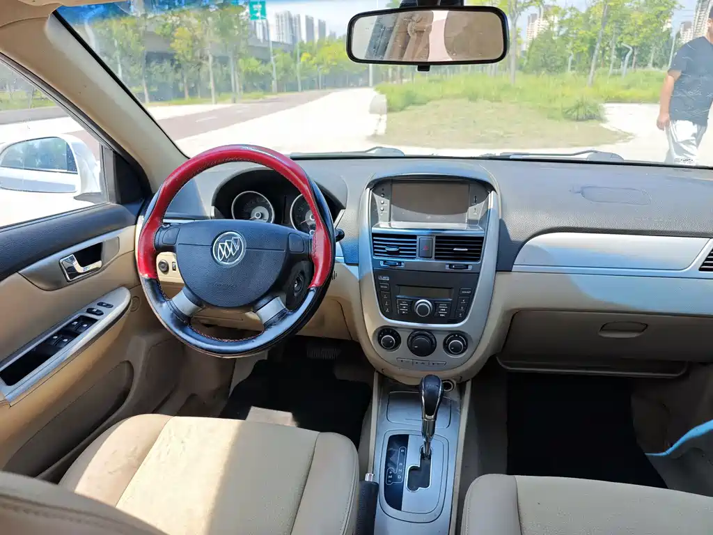 Buick Excelle 2014