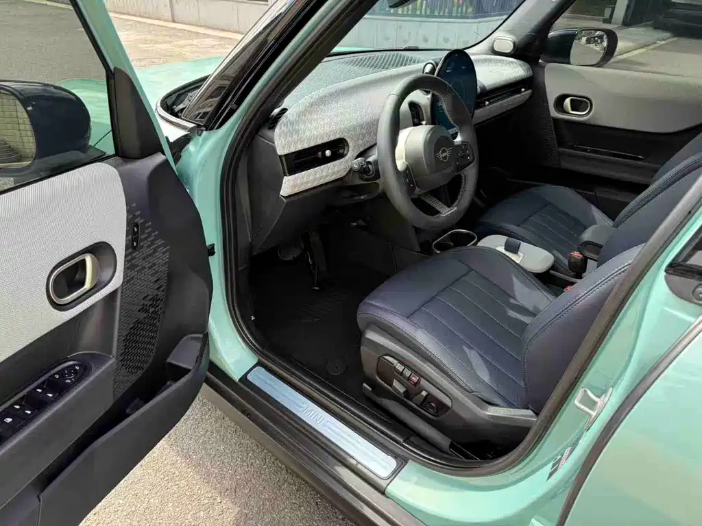 MINI Mini 2025