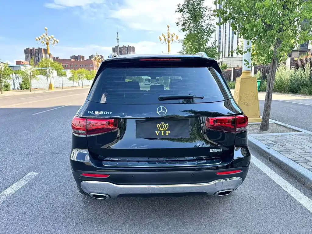 Mercedes-Benz GLB 2021