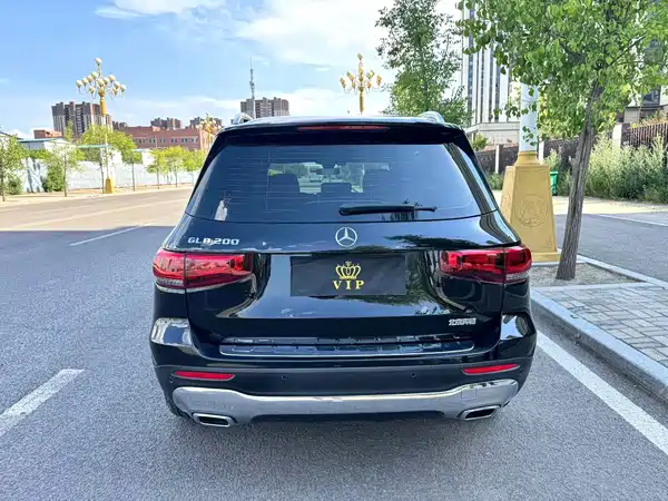 Mercedes-Benz GLB 2021