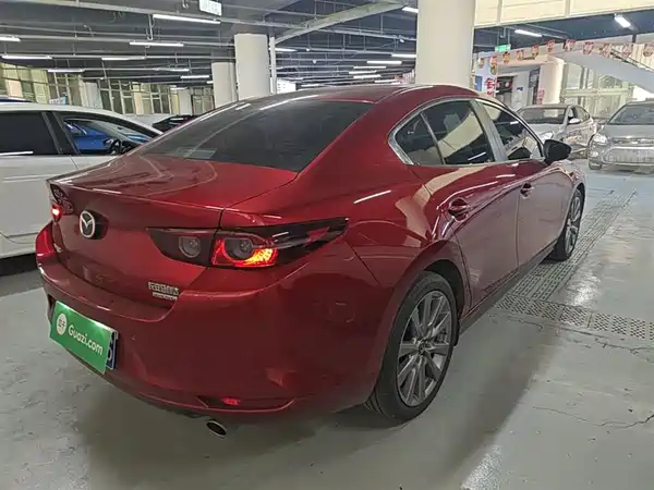 Mazda 3 Axela 2021