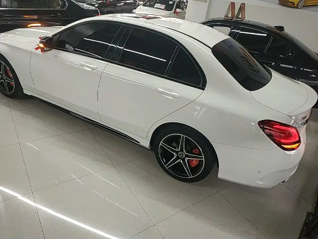 Mercedes-Benz C-Class 2020