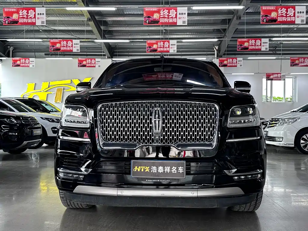 Lincoln Navigator 2019 — фото 2