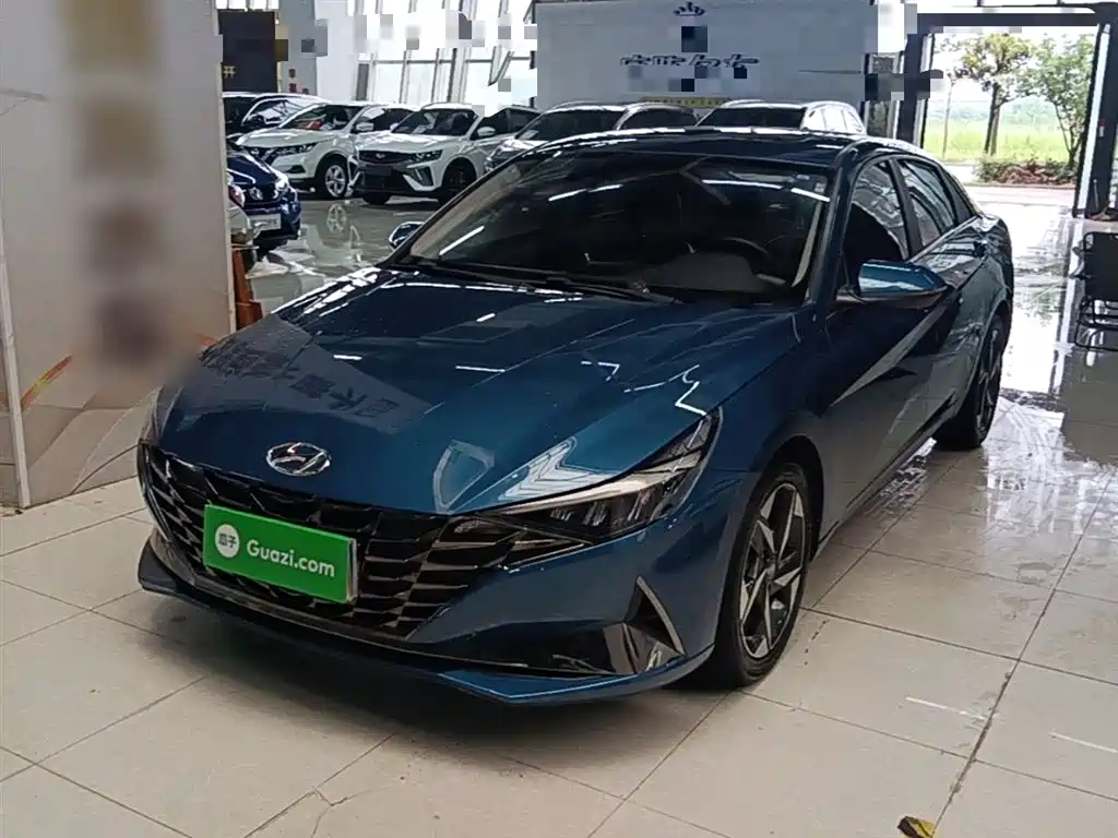 Hyundai Elantra 2022 — фото 1