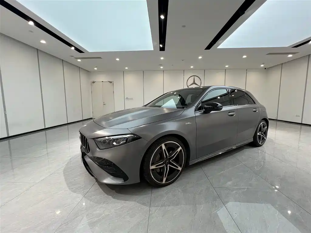 Mercedes-Benz A-Class AMG 2025 — фото 2