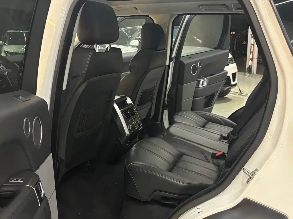 Land Rover Sport 2018 — фото 17