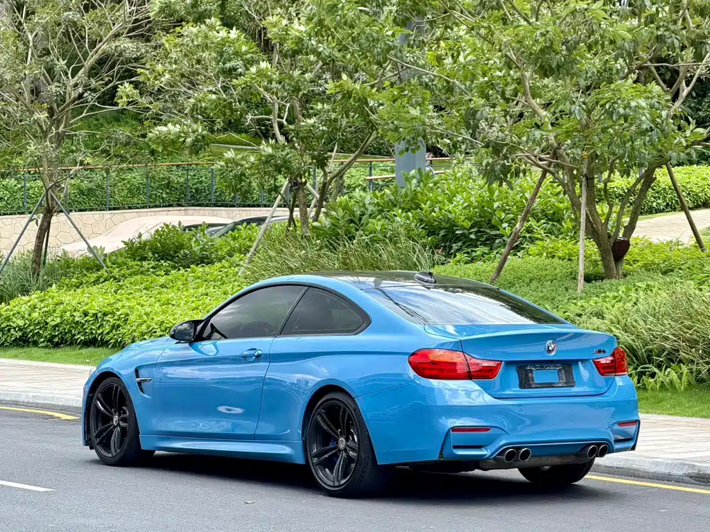 BMW M4 2015 — фото 3