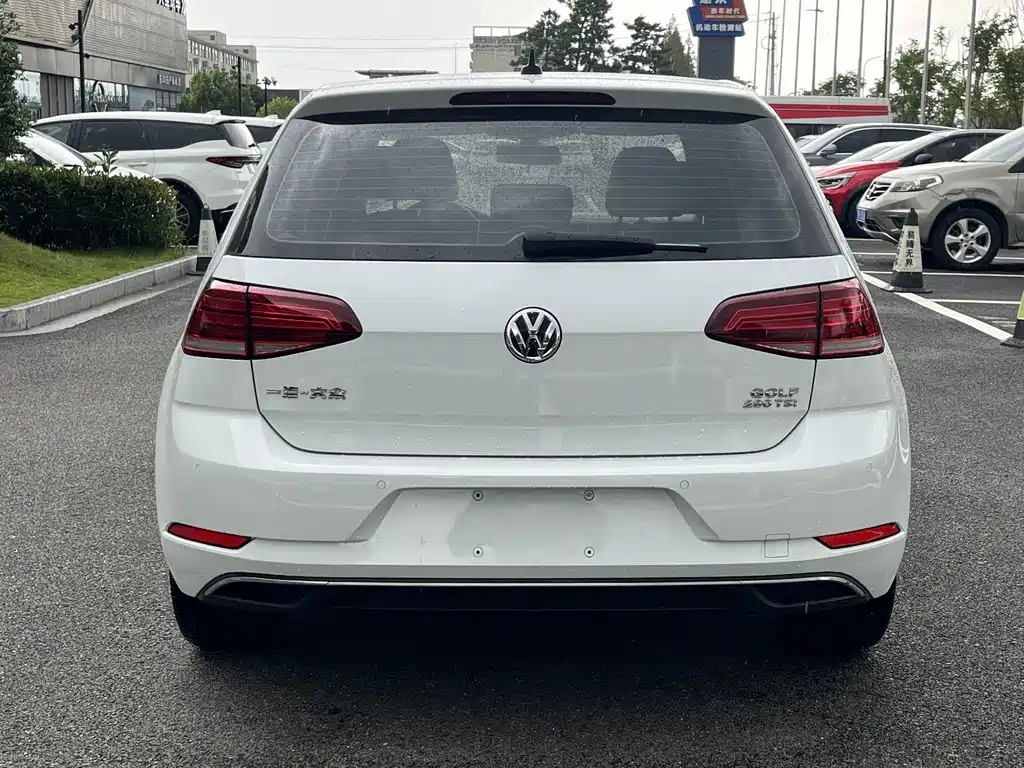 Volkswagen Golf 2020 — фото 11