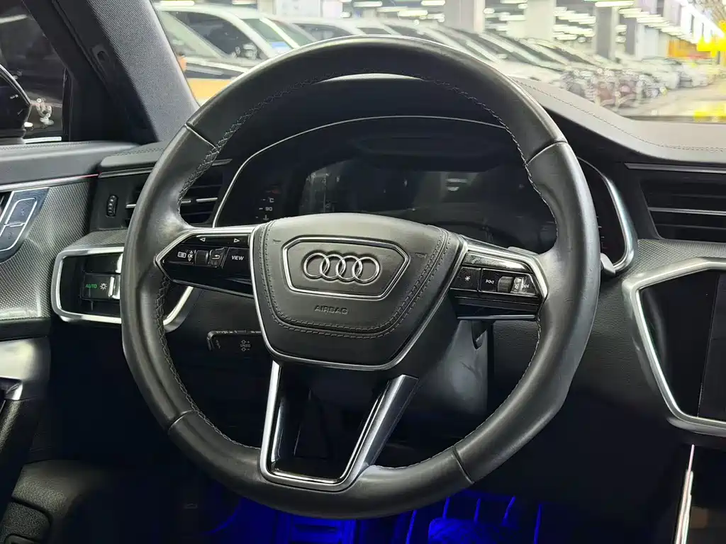 Audi A6L 2022 — фото 6