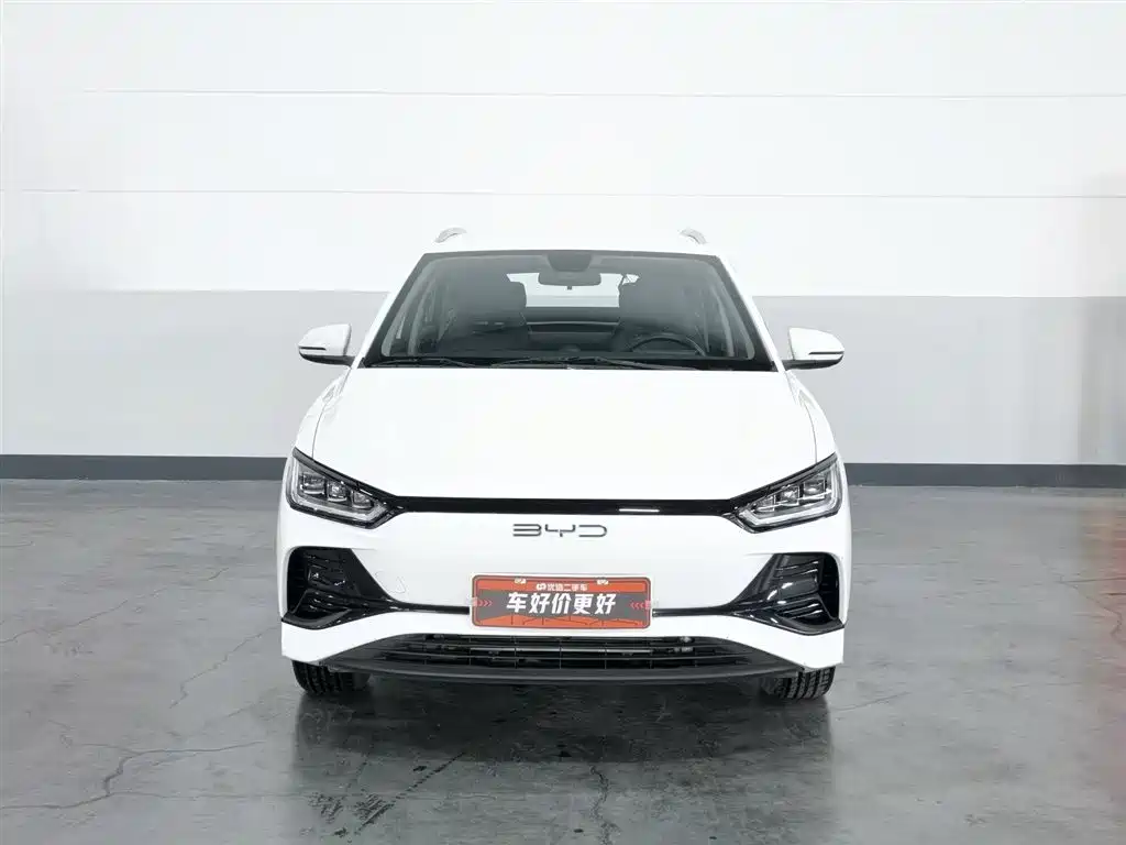 BYD e2 2024