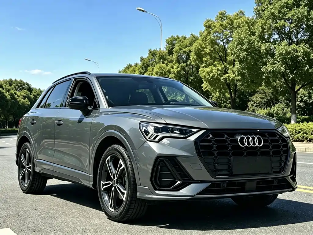 Audi Q3 2022 — фото 3