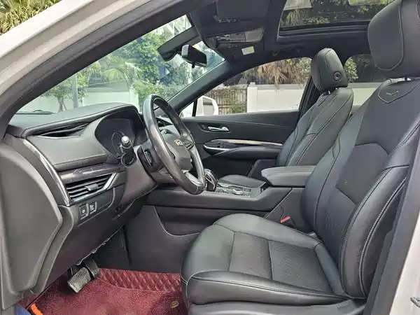Cadillac XT4 2018