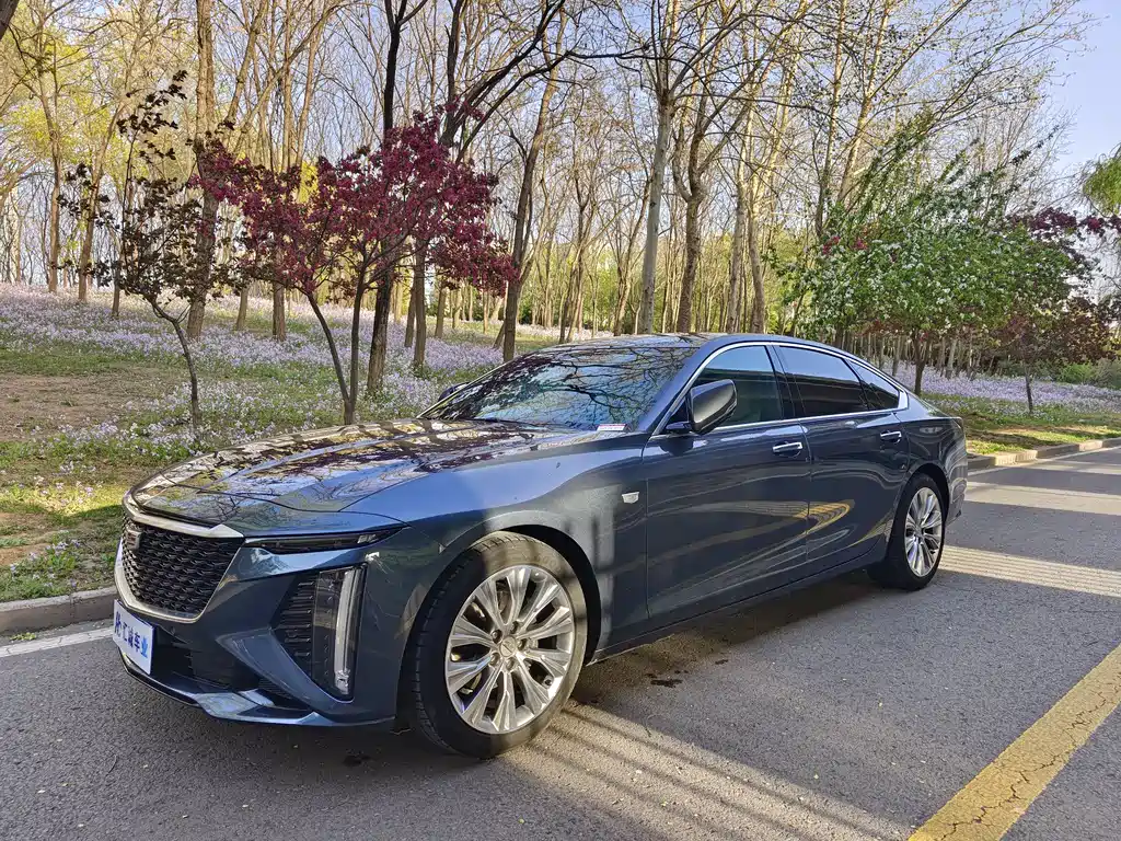Cadillac CT6 2023 — фото 1