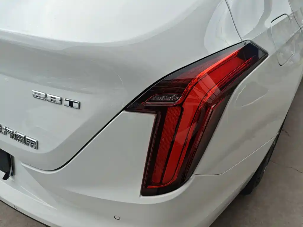 Cadillac CT4 2021 — фото 24