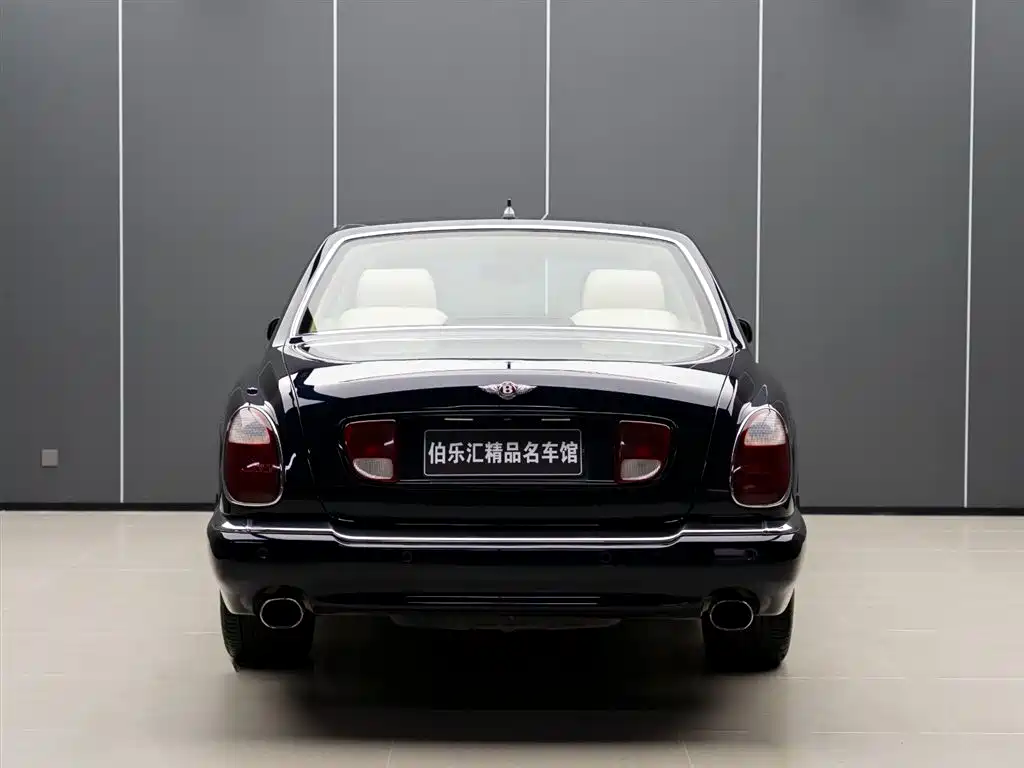 Bentley Elegance 2004 — фото 4