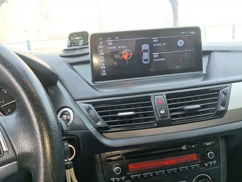 BMW X1 2015 — фото 13