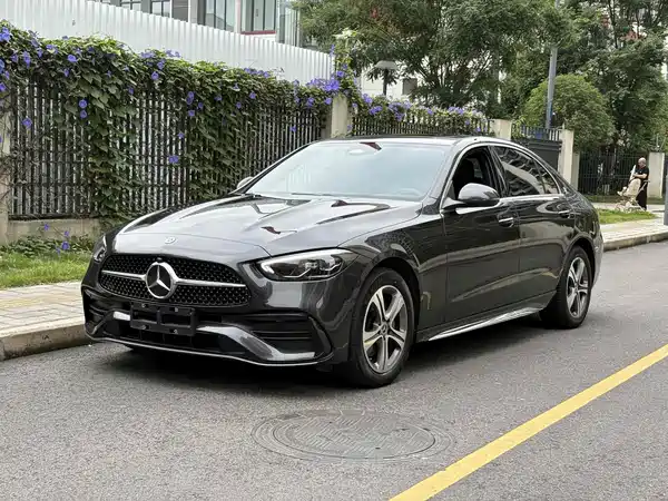 Mercedes-Benz C-Class 2022