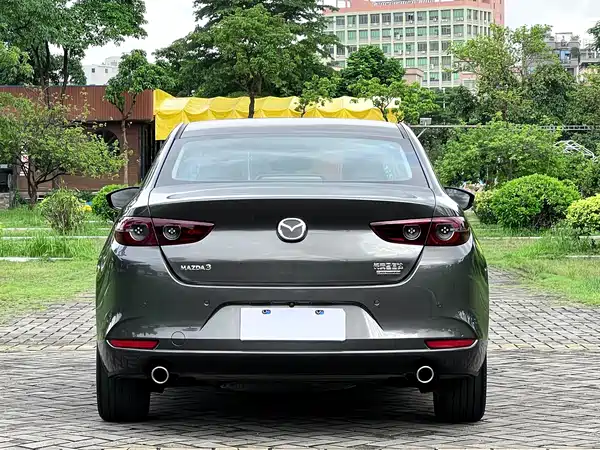 Mazda 3 Axela 2021