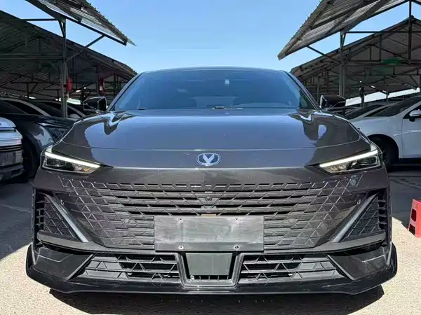 Changan UNI-V 2022
