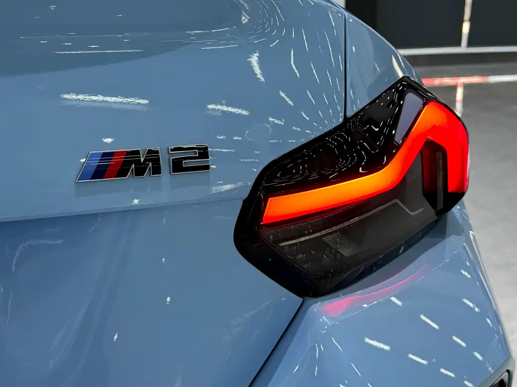 BMW M2 2025 — фото 8