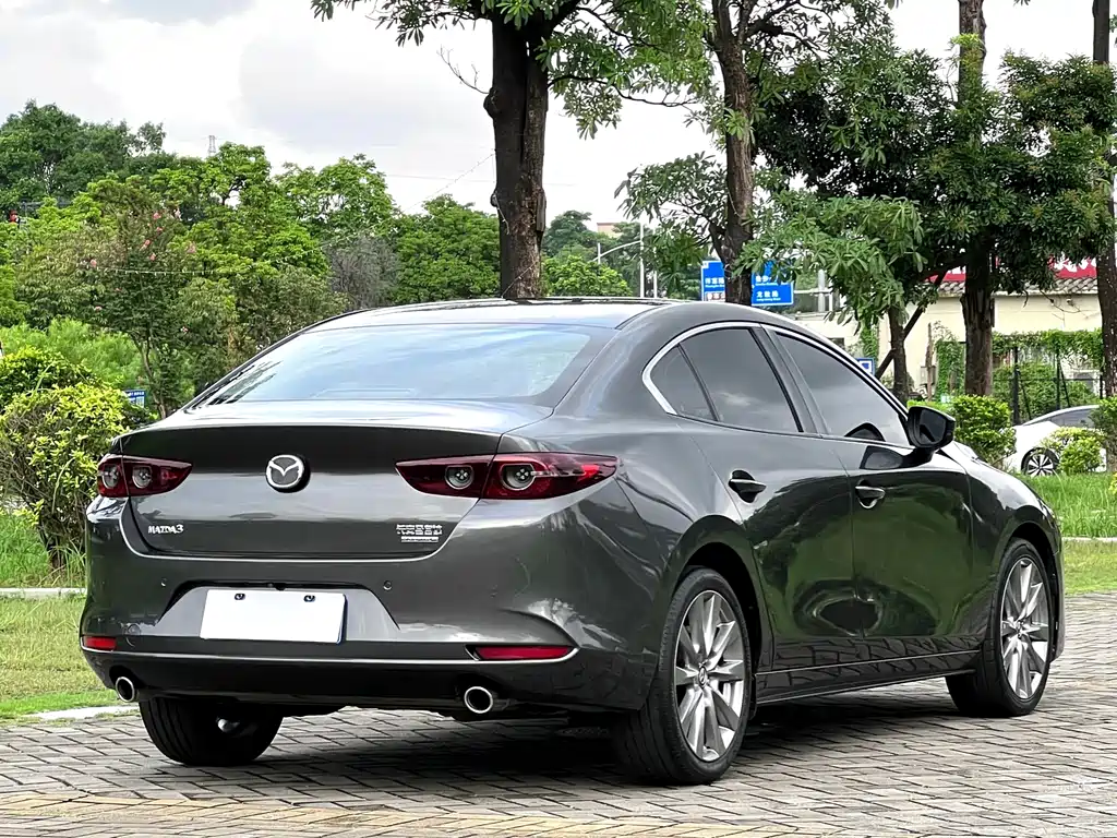 Mazda 3 Angkesela 2021