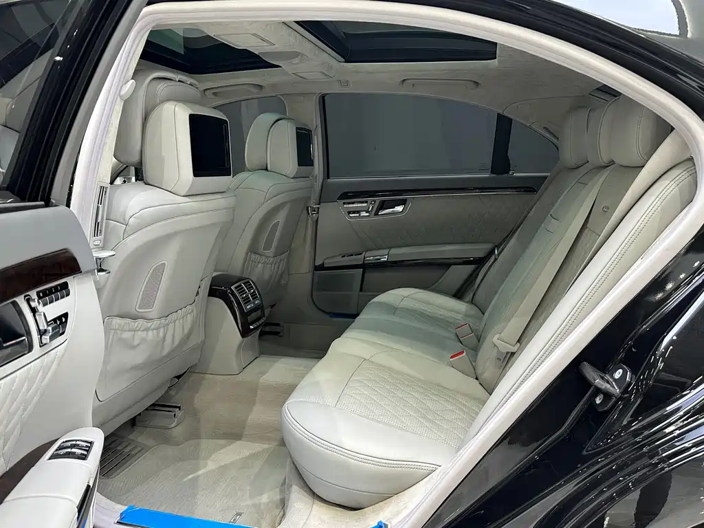 Mercedes-Benz S-Class AMG 2012 — фото 24