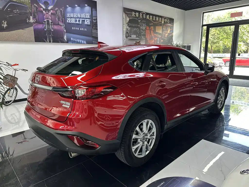 Mazda CX-4 2018 — фото 9