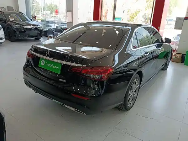 Mercedes-Benz E-Class 2021