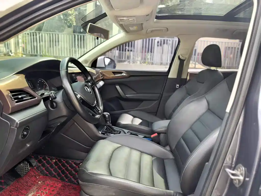 Volkswagen Tharu 2019