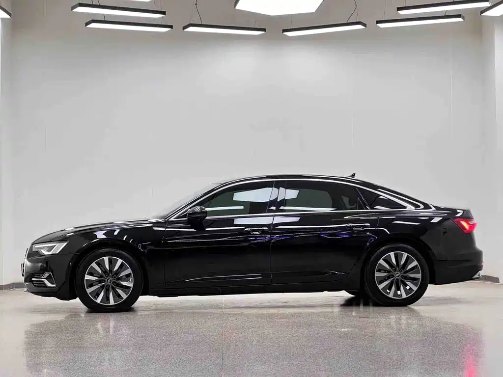 Audi A6L 2024
