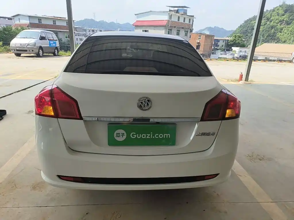 Buick Excelle 2015