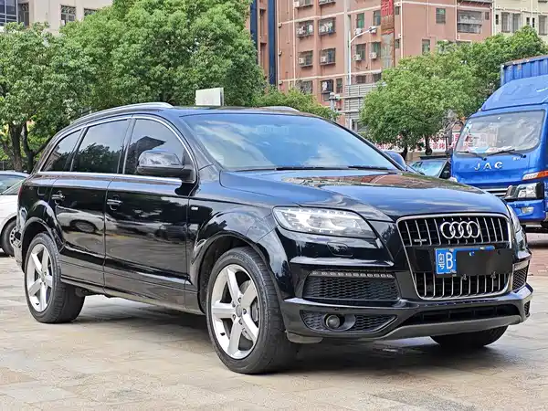 Audi Q7 2015