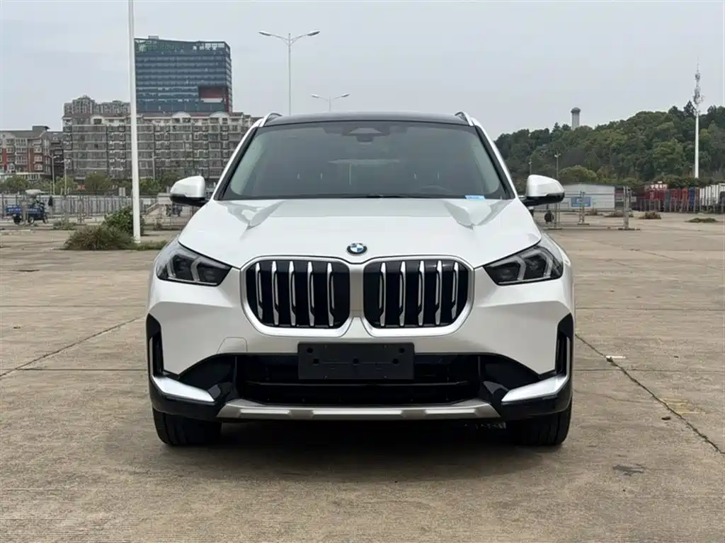 BMW X1 2025 — фото 24